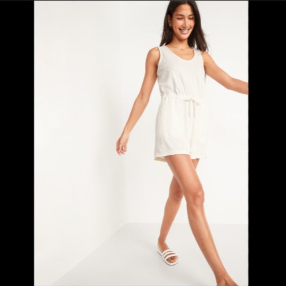 Brand New Old Navy Women’s Cream Terry Cloth Onesie Romper - Picture 16 of 16